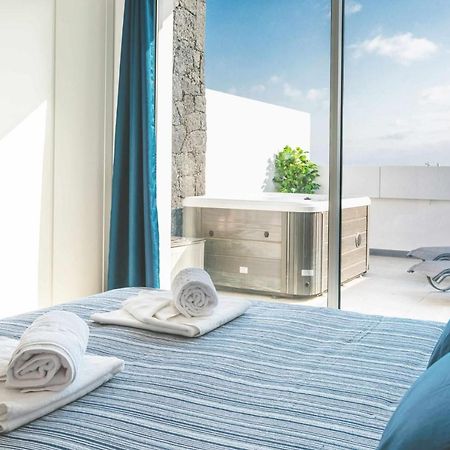 Monterey House Playa Blanca Vila Exterior foto