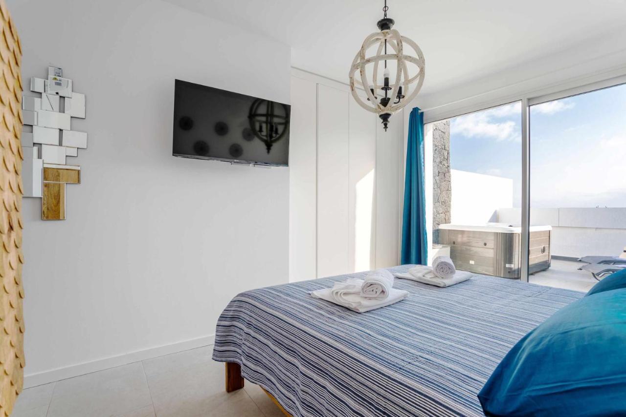 Monterey House Playa Blanca Vila Exterior foto